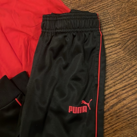 Boys Puma set sz 5/6! - Picture 2 of 5